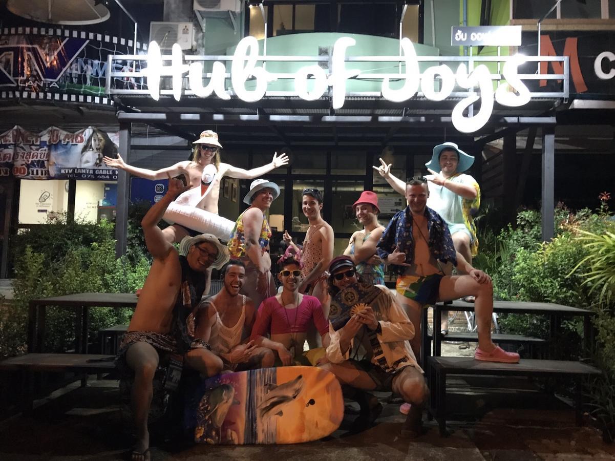 Hostel Hub Of Joys Koh Lanta
