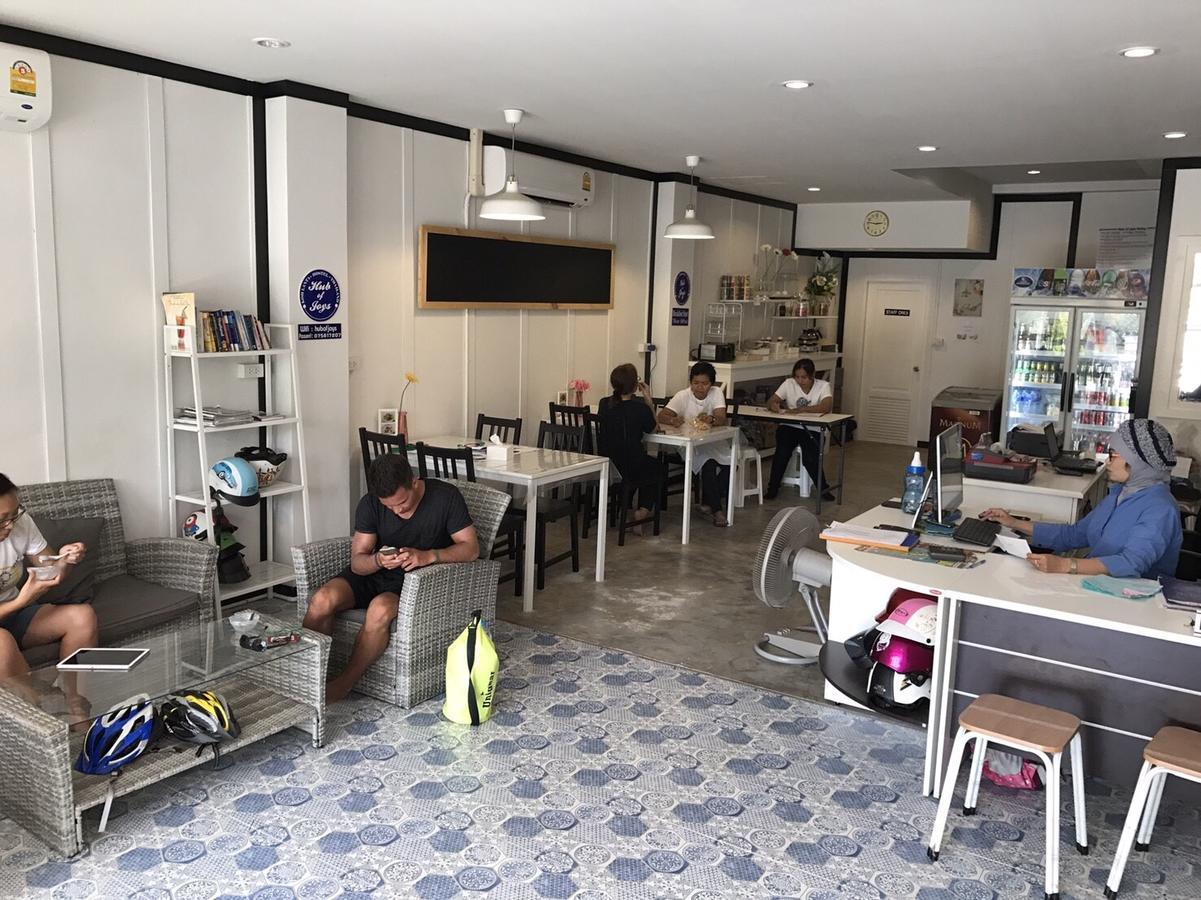 Hub Of Joys Hostel Koh Lanta