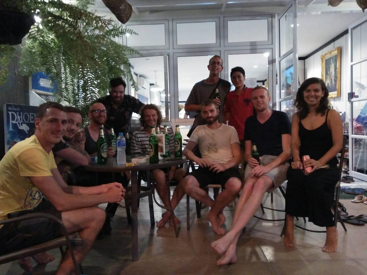 Hostel Hub Of Joys Koh Lanta
