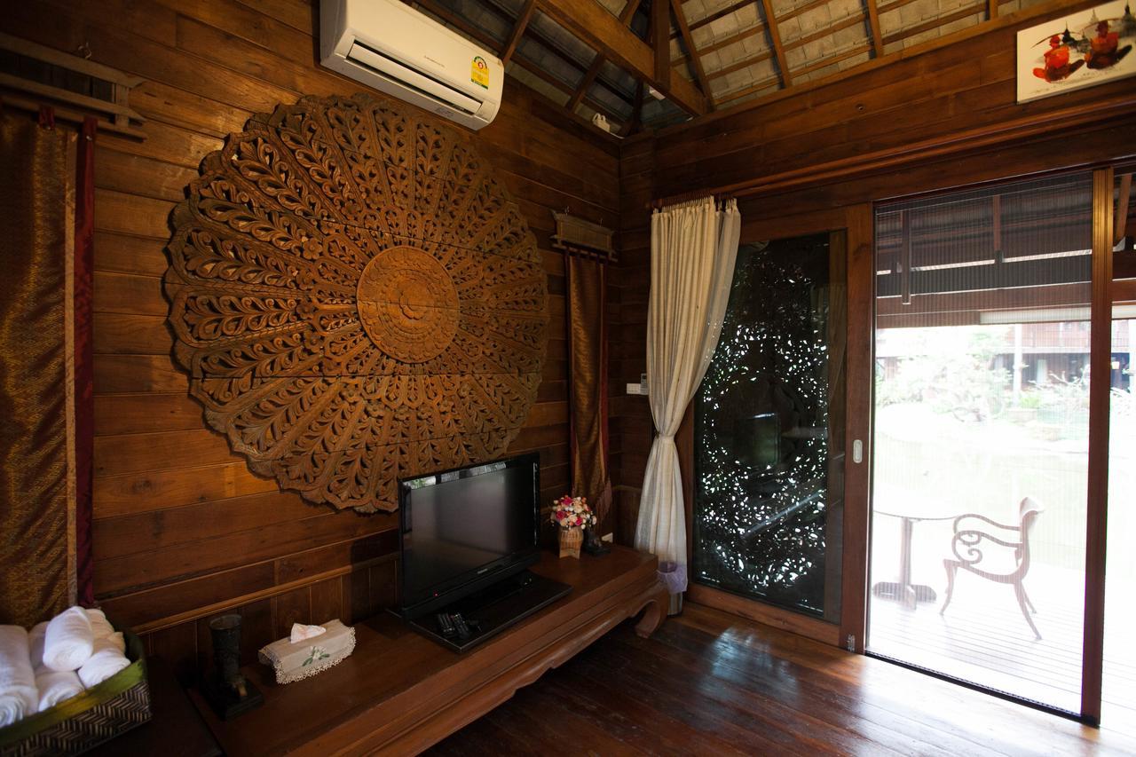 Resort Baansuwanburi - บ้านสุวรรณบุรี 3*