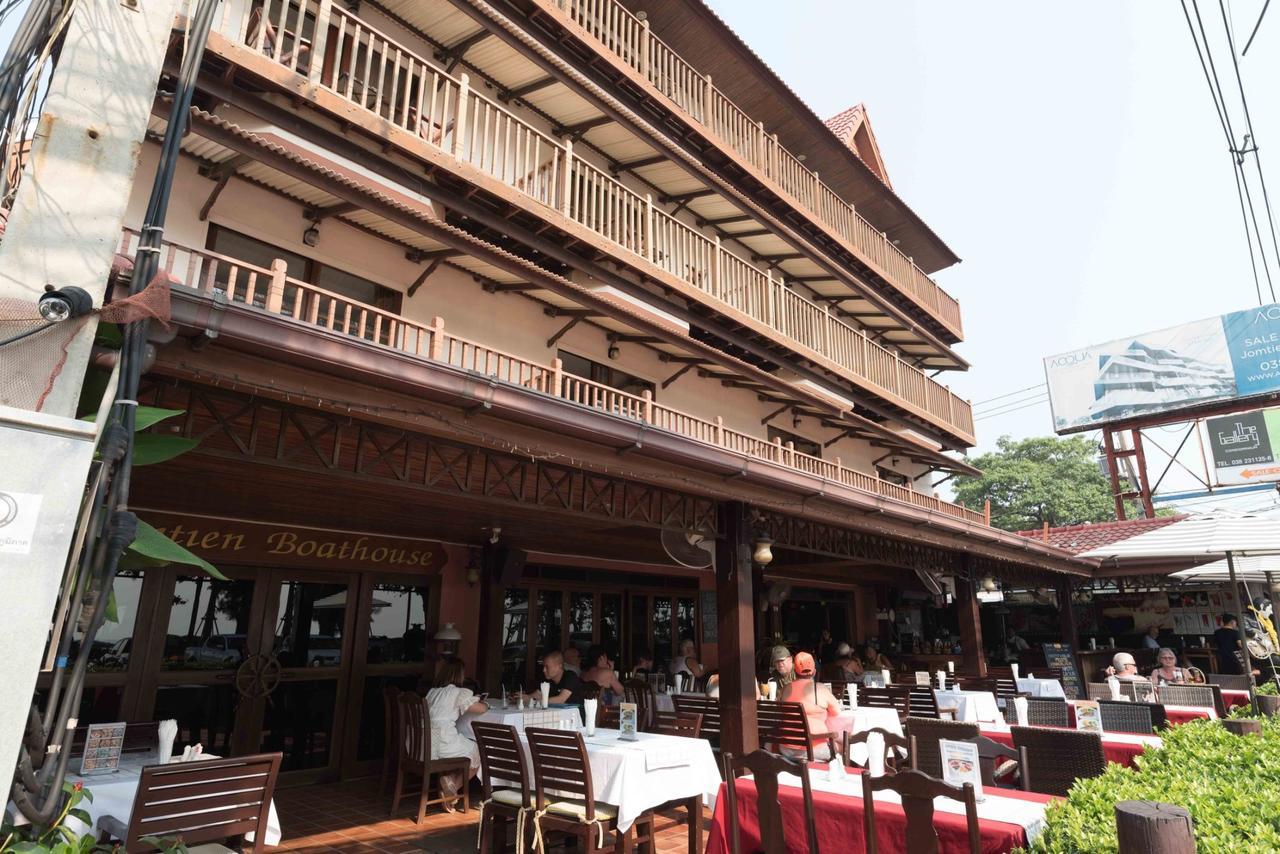Jomtien Boathouse 3* Pattaya
