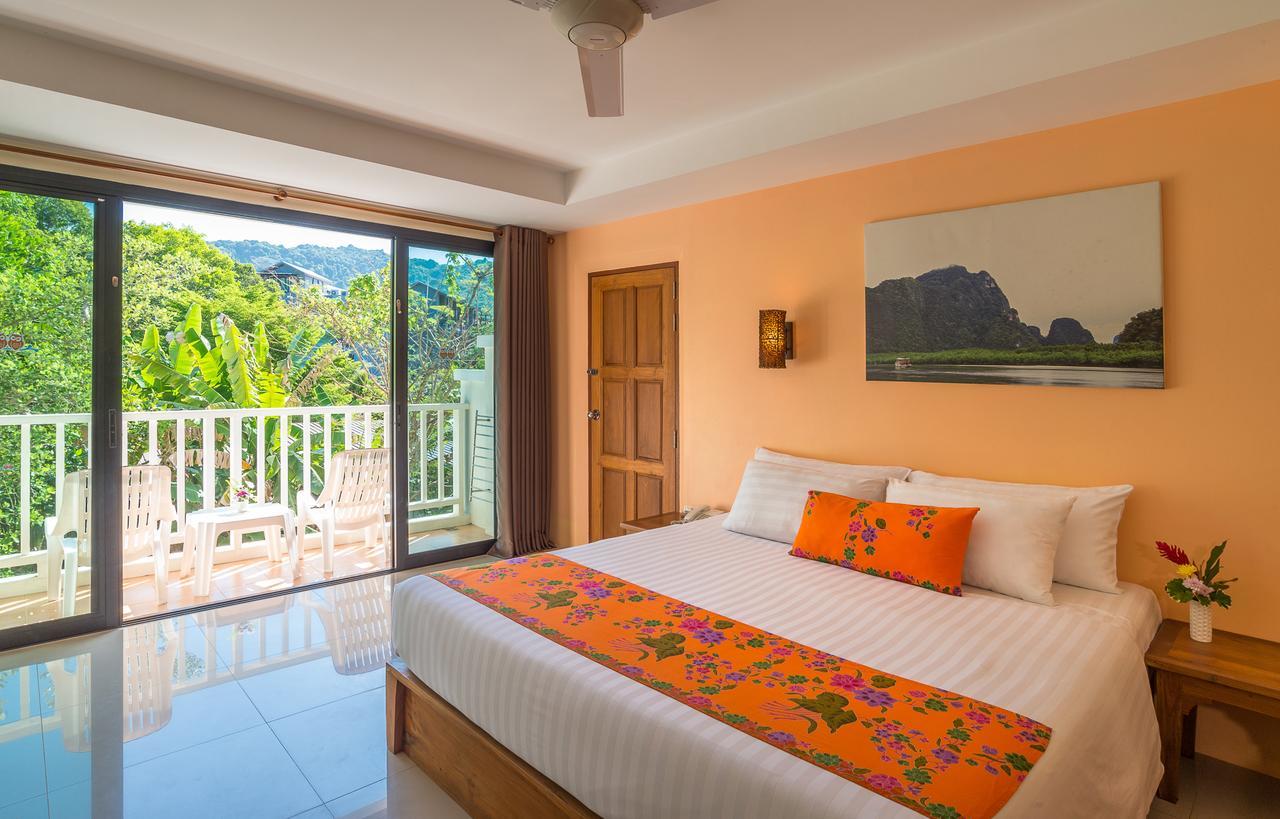 Srisuksant Hotel 4*