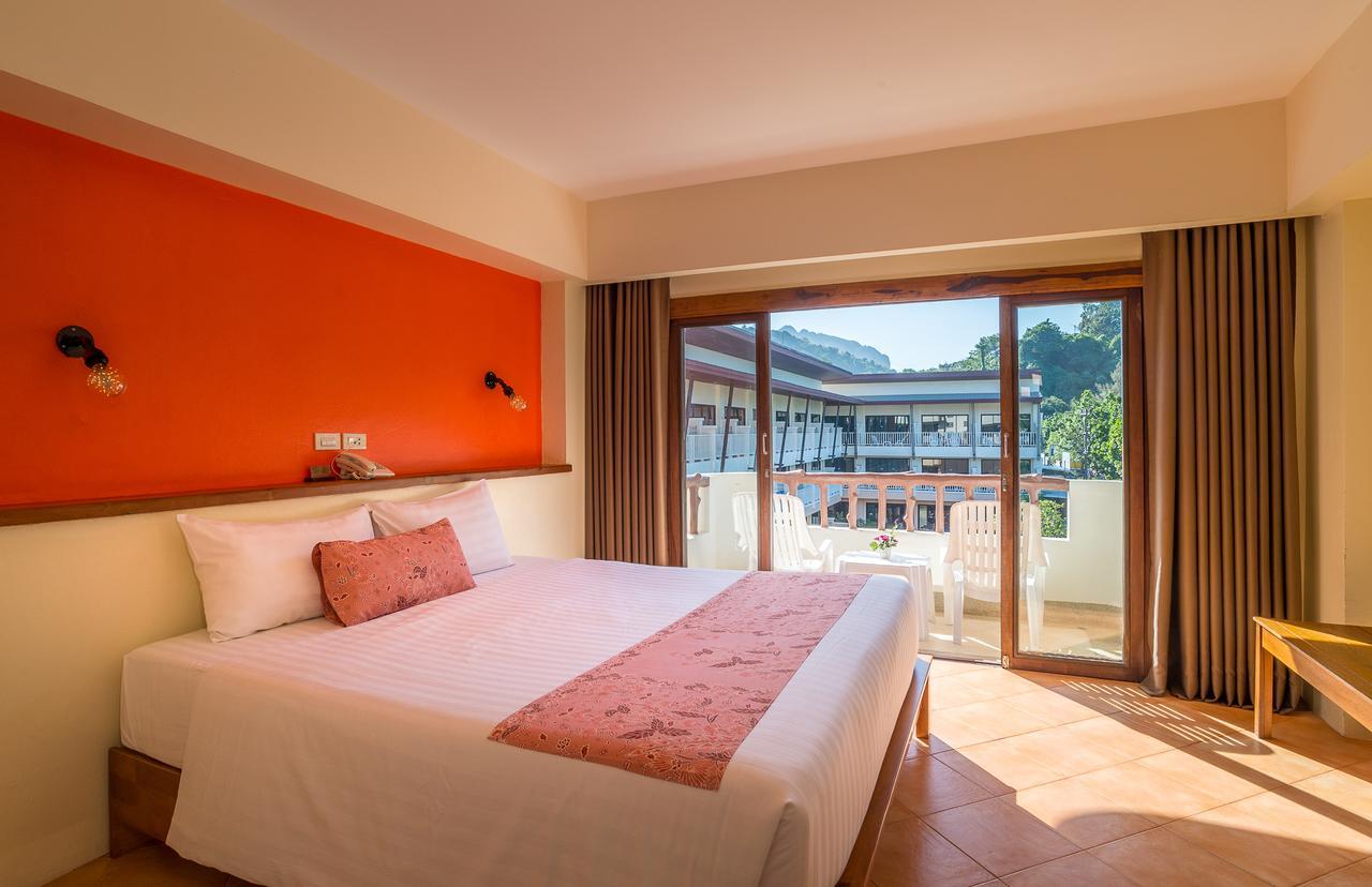 Hotel Srisuksant 4*
