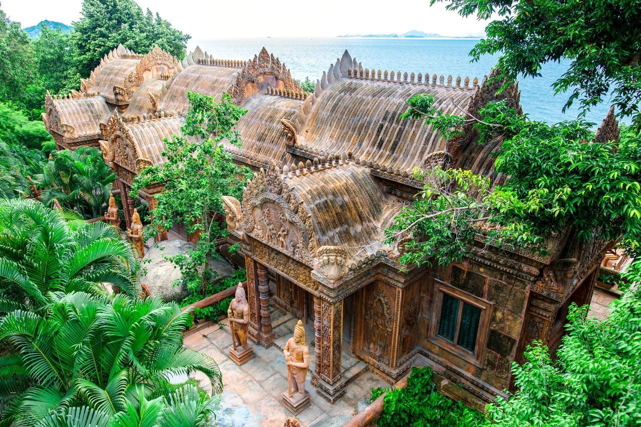 Le Palais 5*