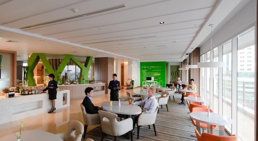 Hilton Garden Silom Banguecoque