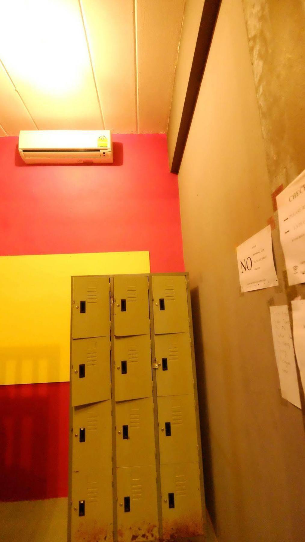 Hostel Let It Bee Econo *