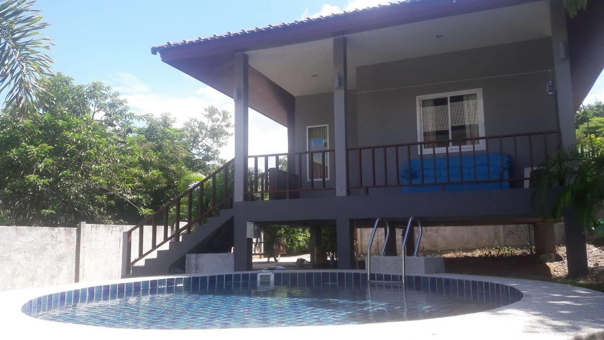 Apartment 640 Pool