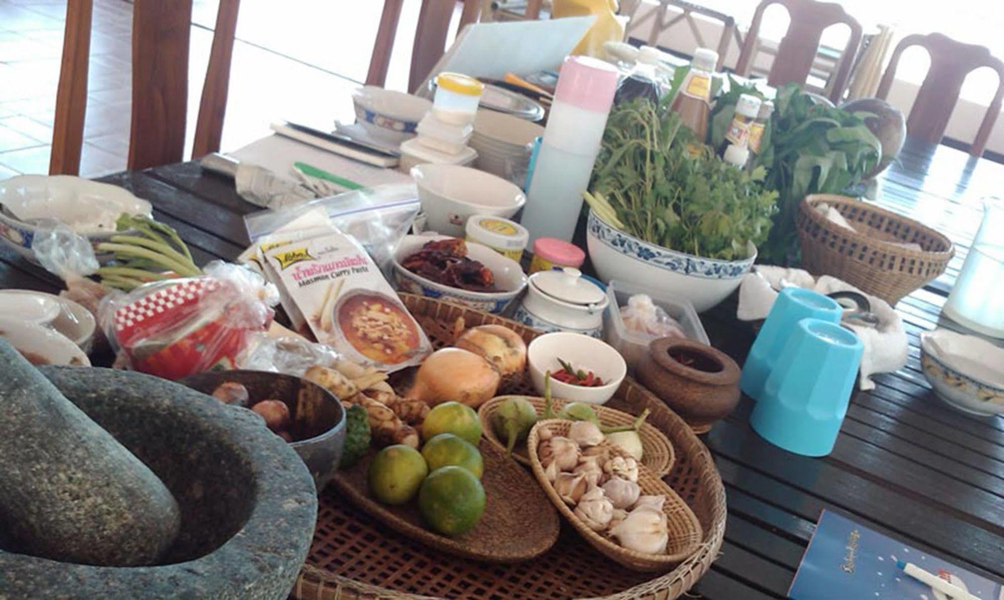 Resort Haadlad Prestige & 3*