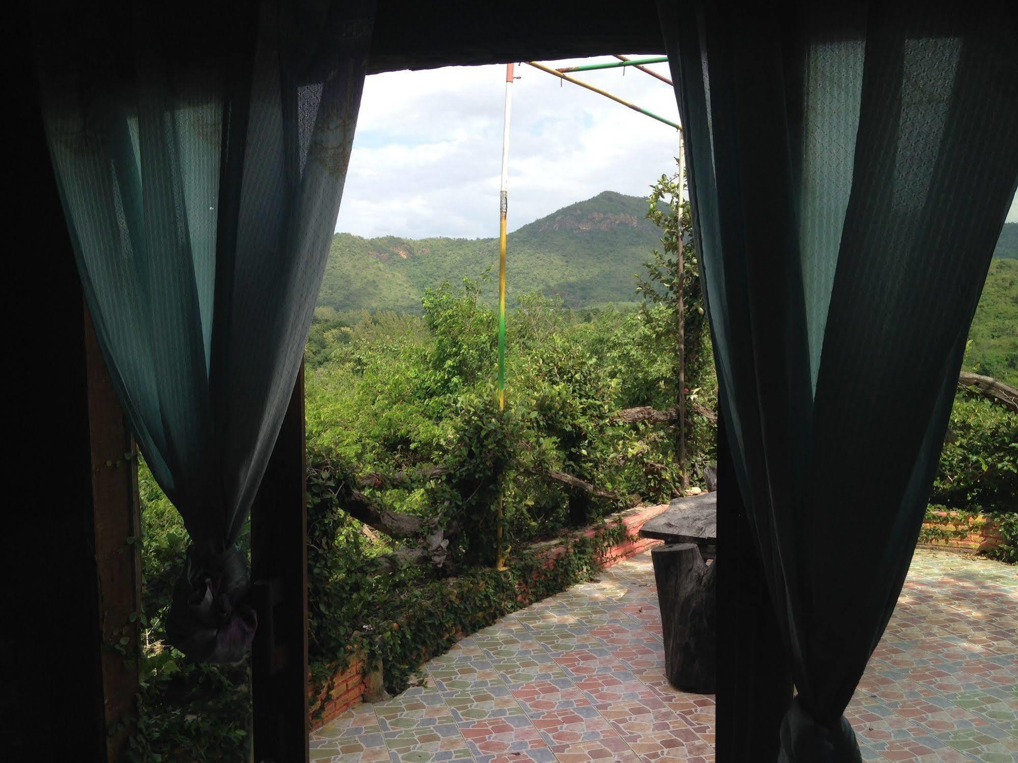 Ingmhok Country Mountain View 3*