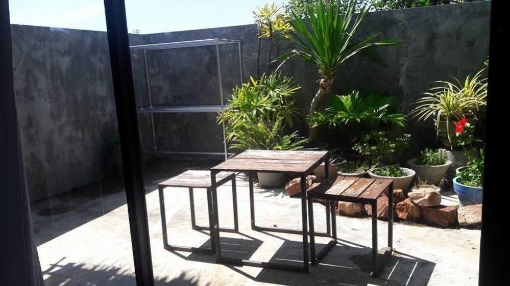 The Curve Guest house