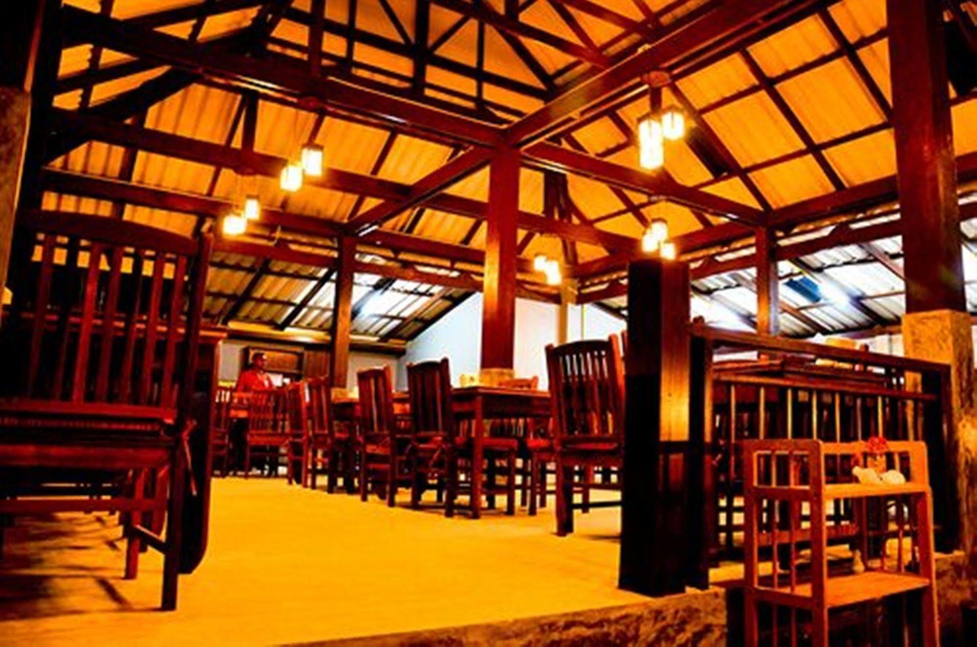 Hotel Dream Valley 3*