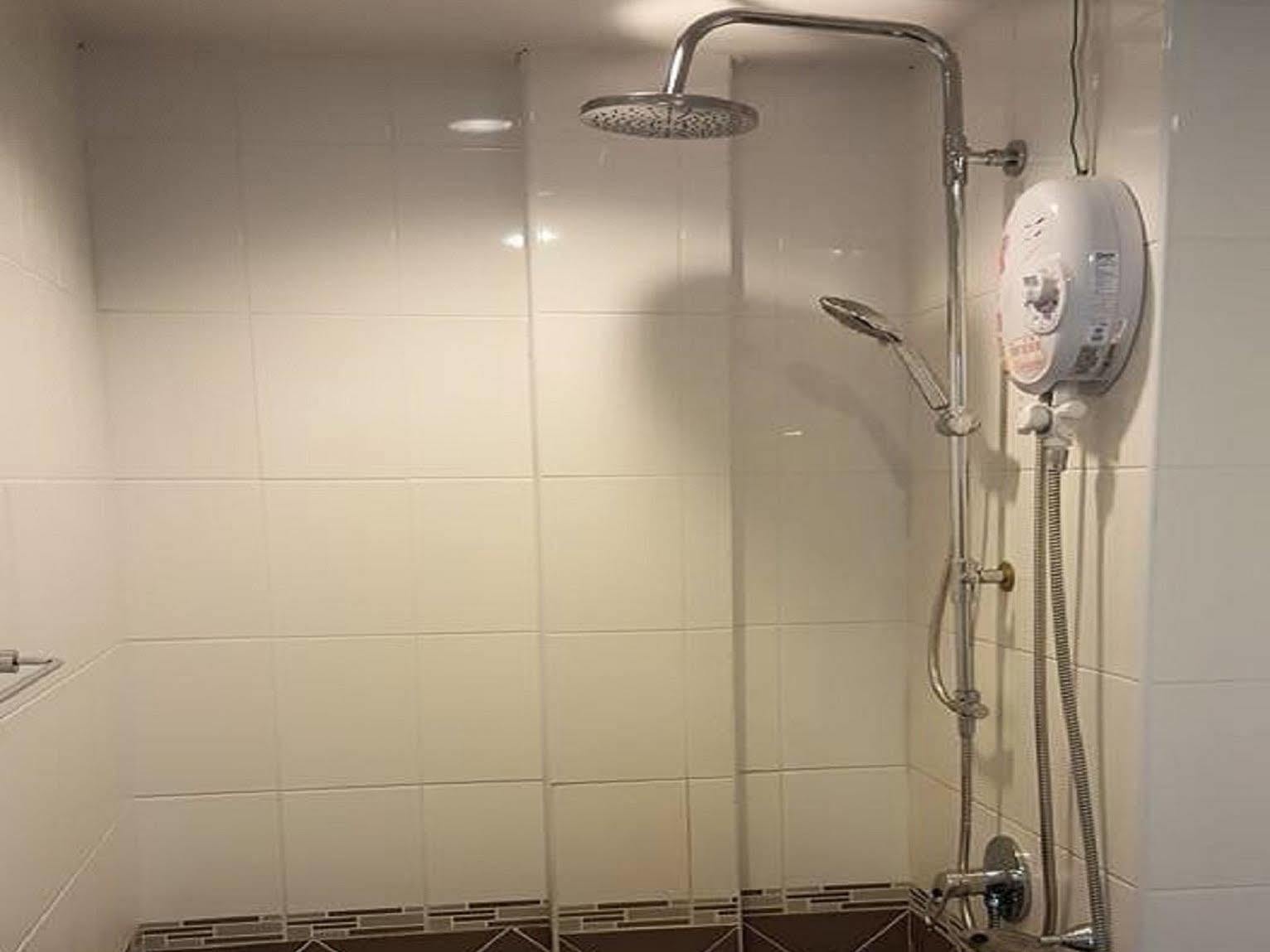 Retox Hotel Guest house 2*