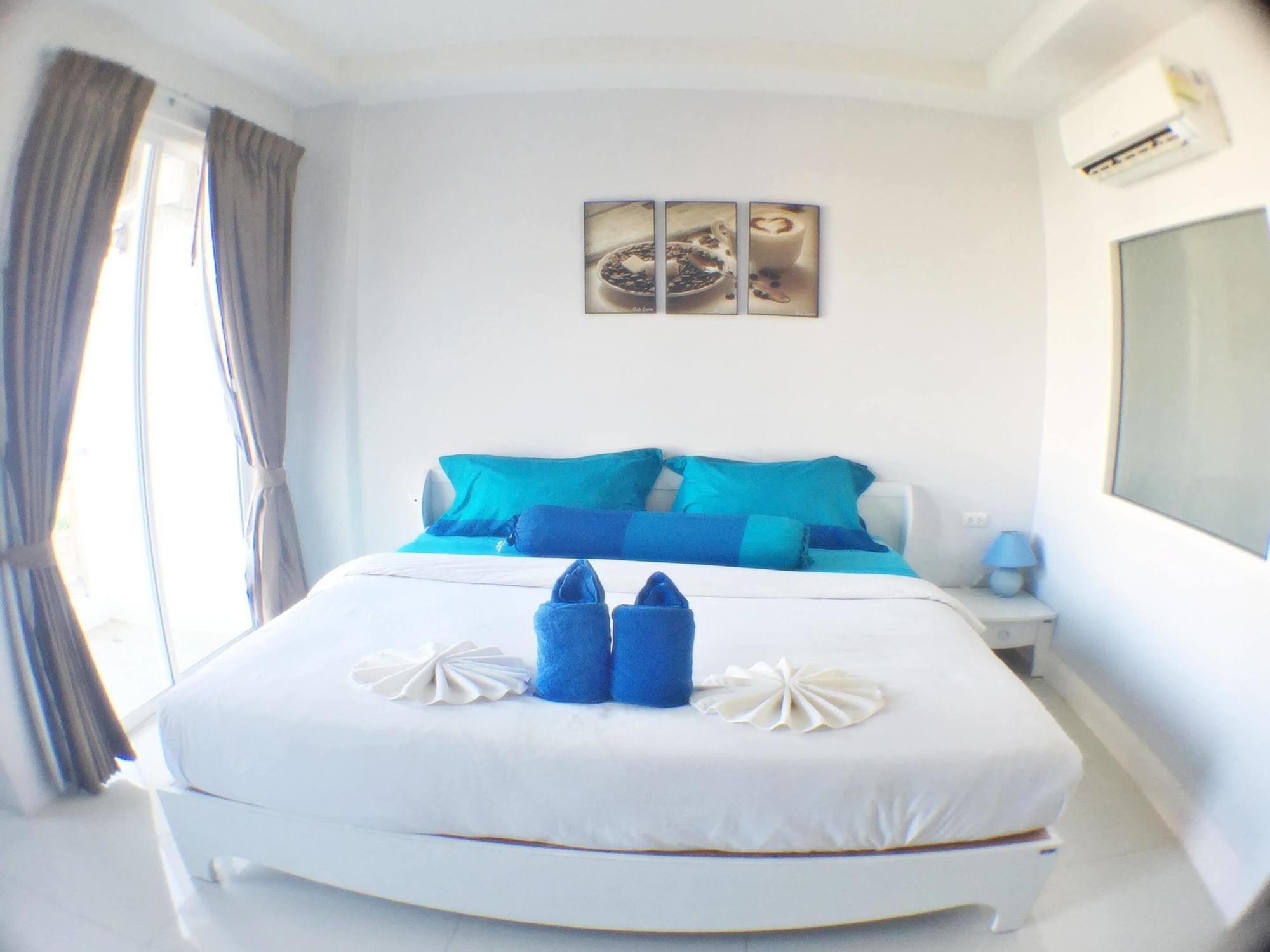 Hotel I-kroon Cafe & 2*