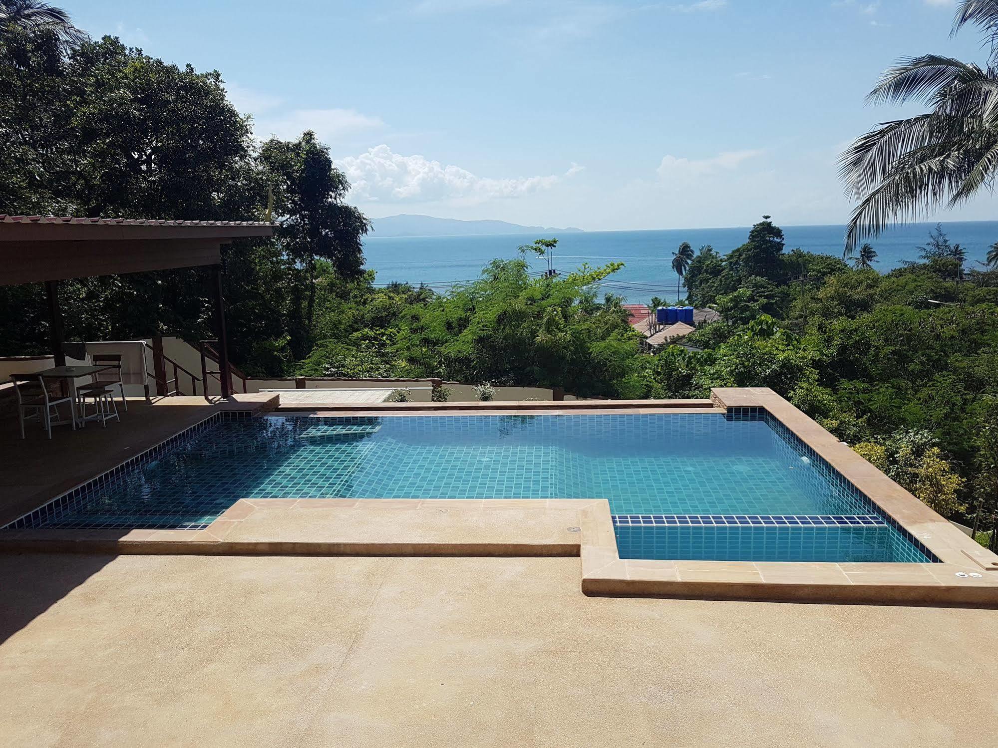 Moonstone Resort 3*
