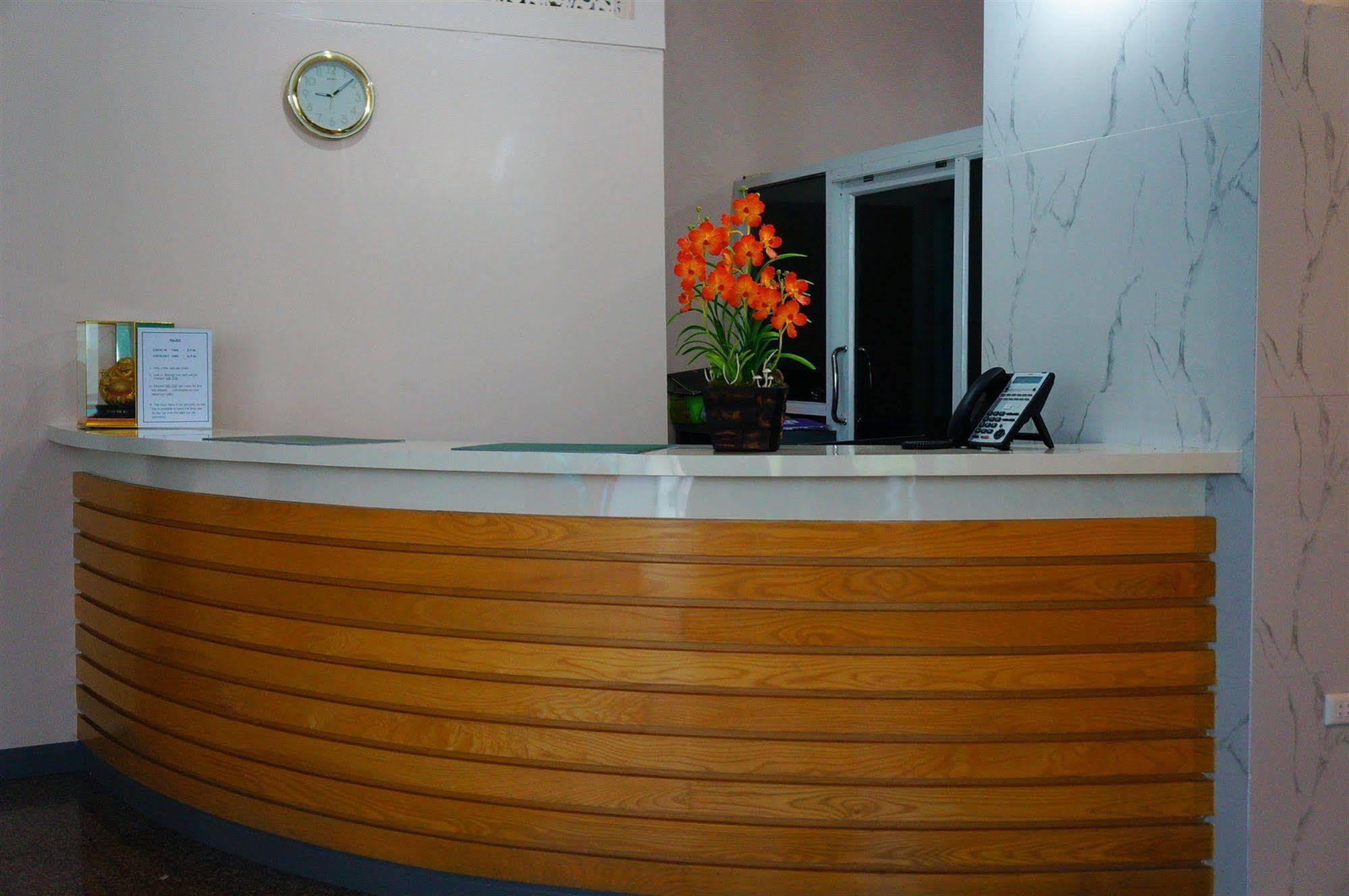 Hotel J Two S Pratunam 2*