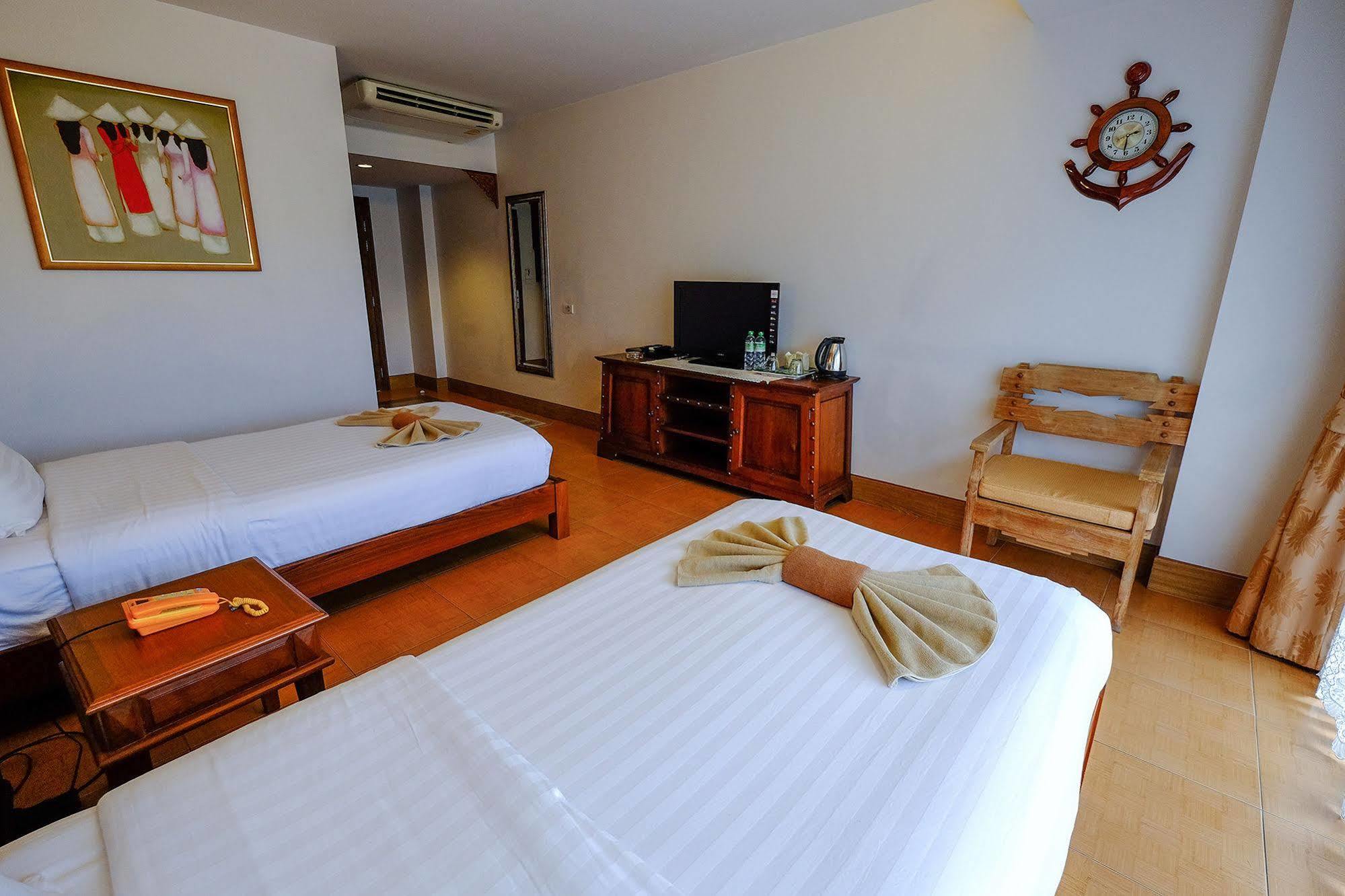 Harmony 3*