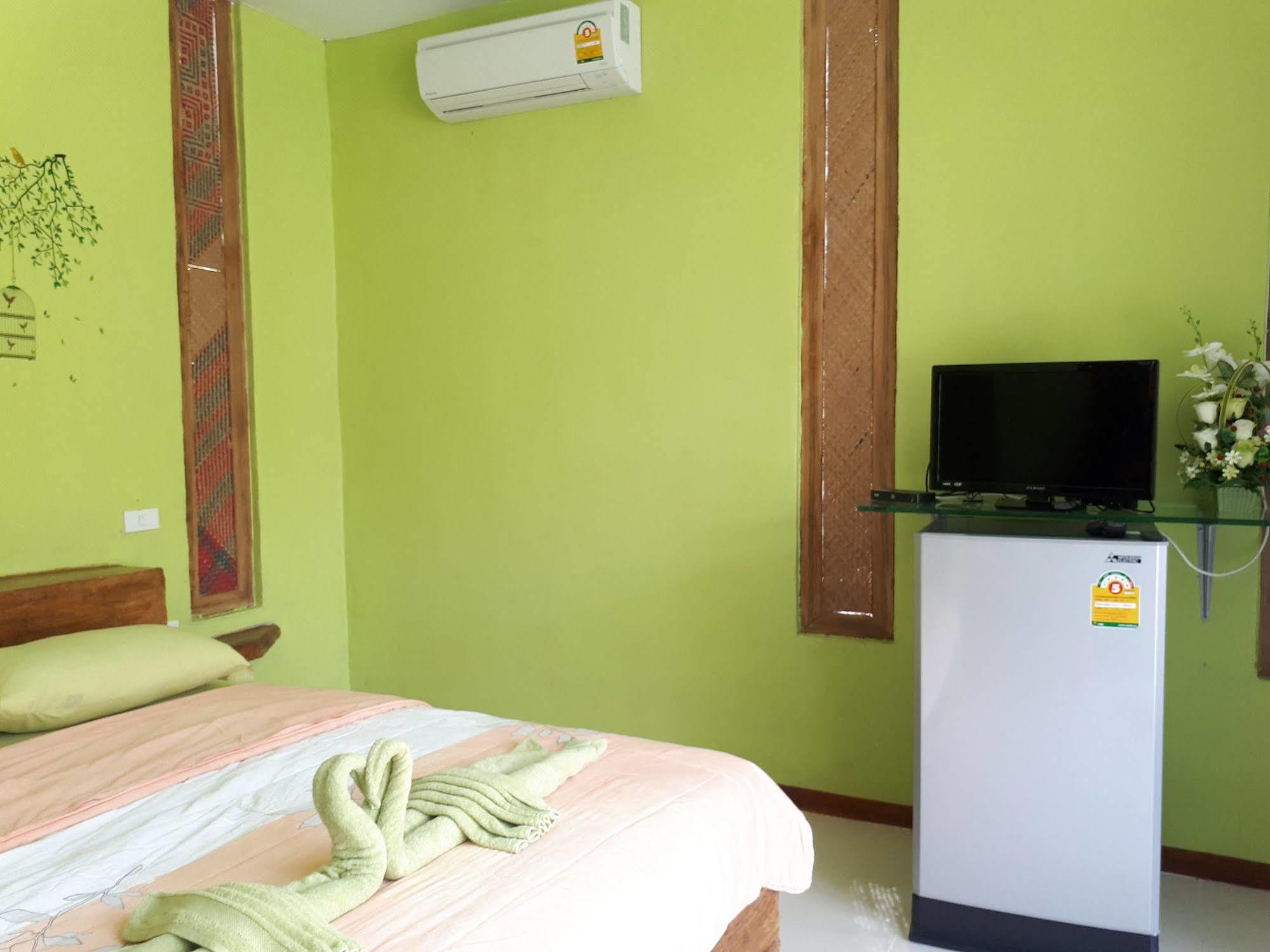 Resort Baansongkhata 2*