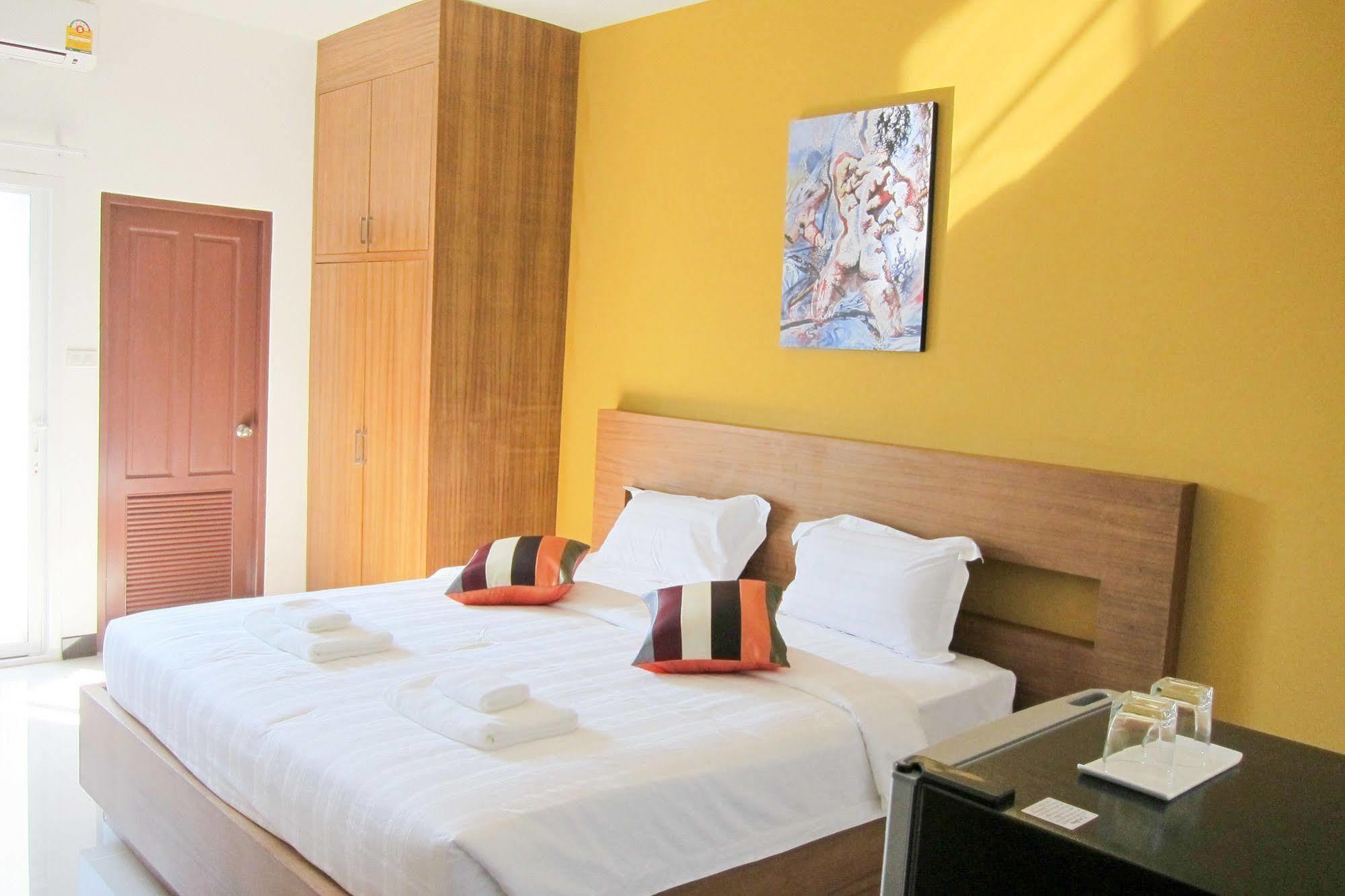 Hotel Cinta House 3*