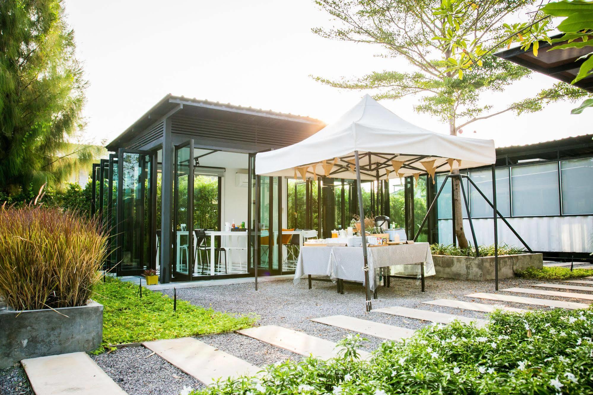 The Restro 3* Hua Hin