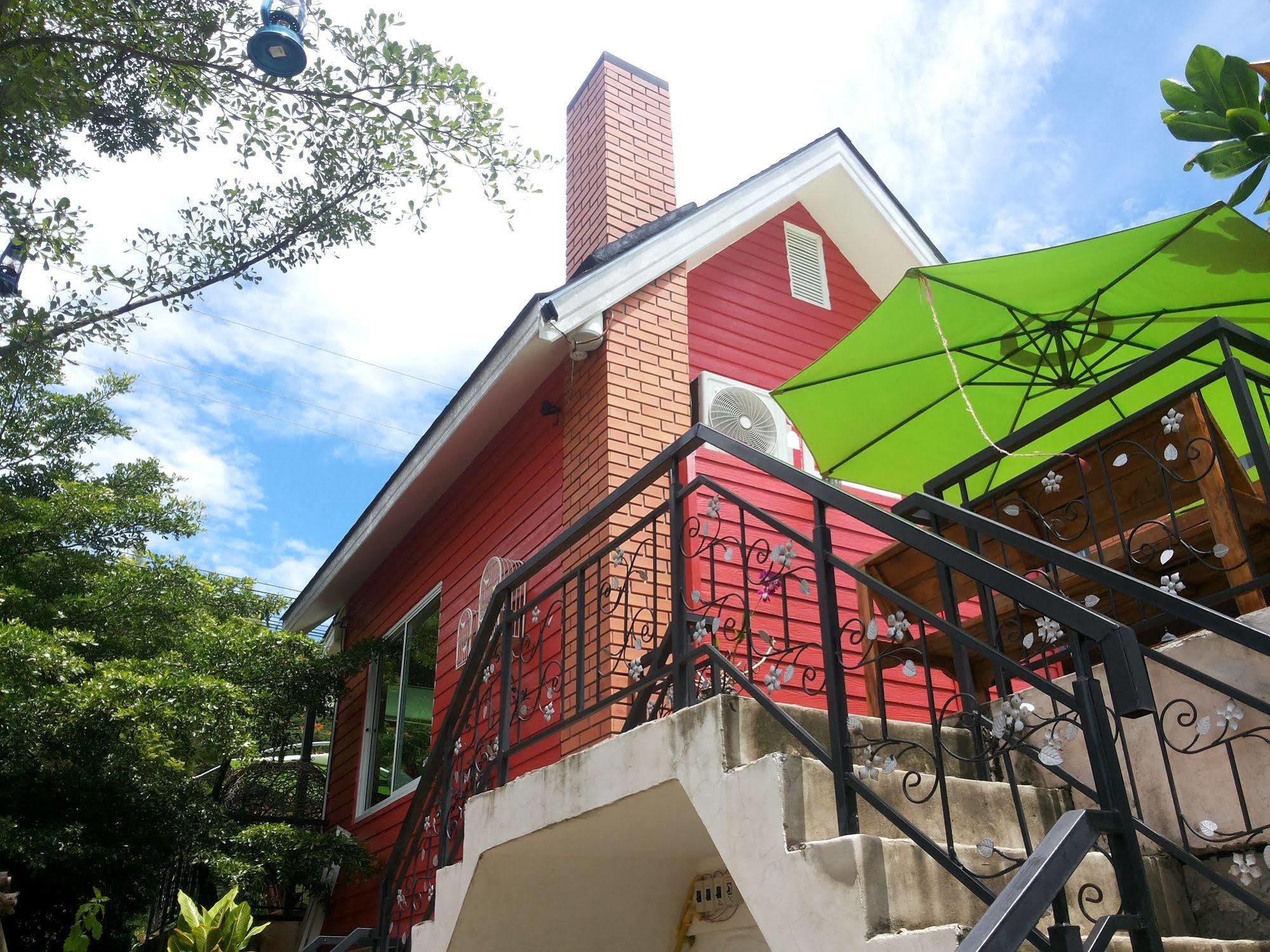 Stamp Hills Resort 3*