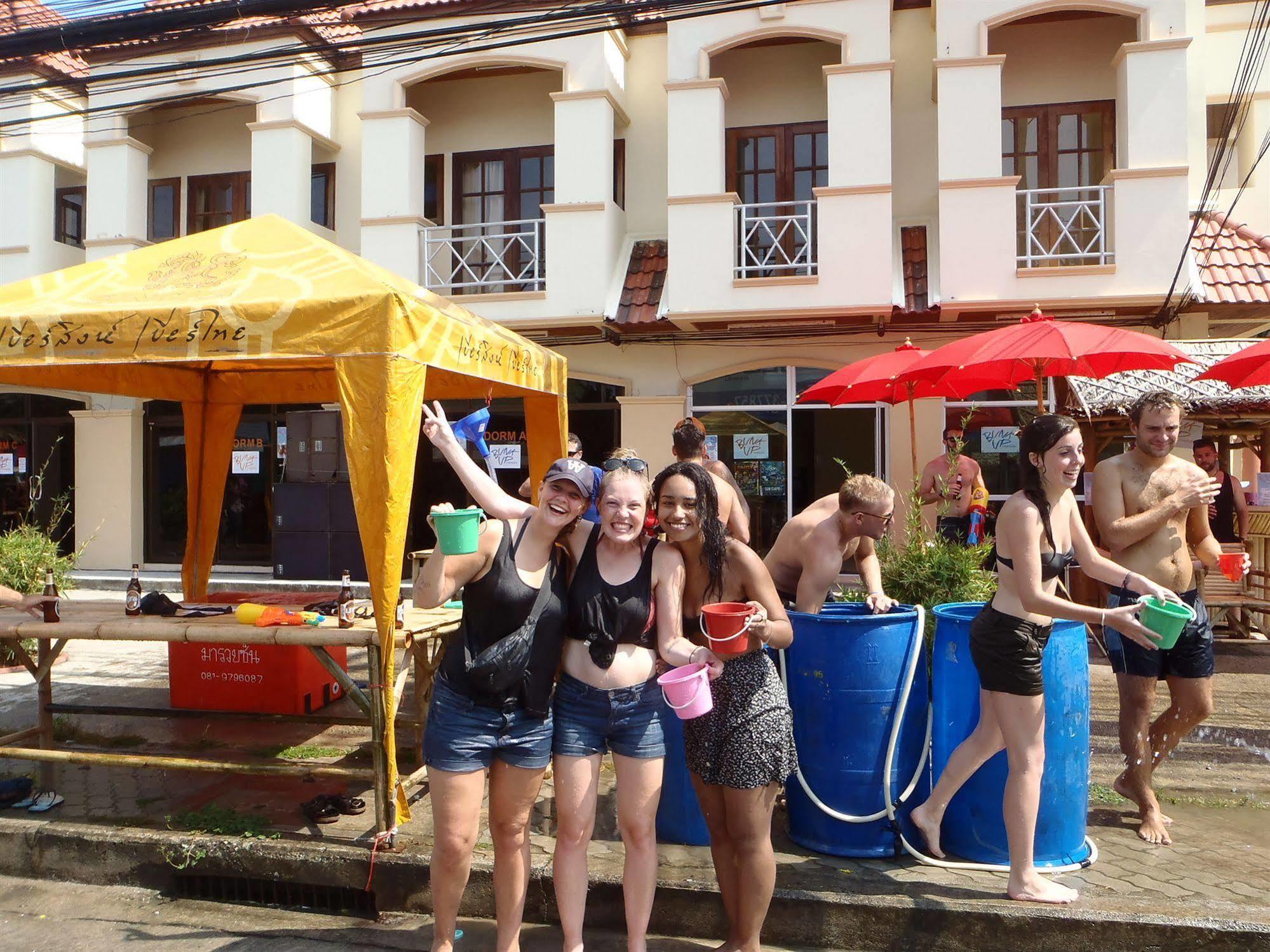 Asia Blue The Tavern Hacienda Hostel Baan Tai