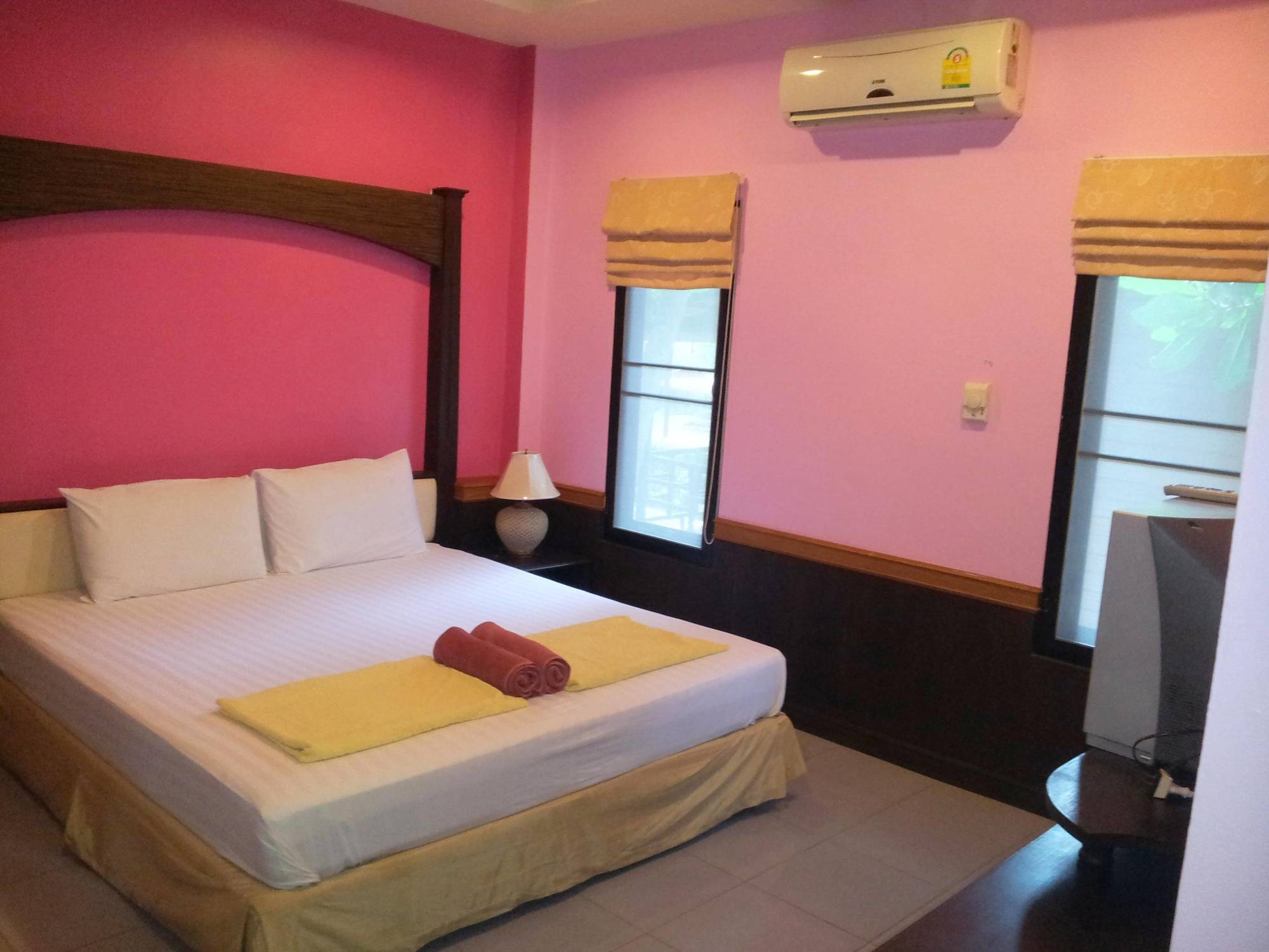 Oasis Yoga Guest house 2*