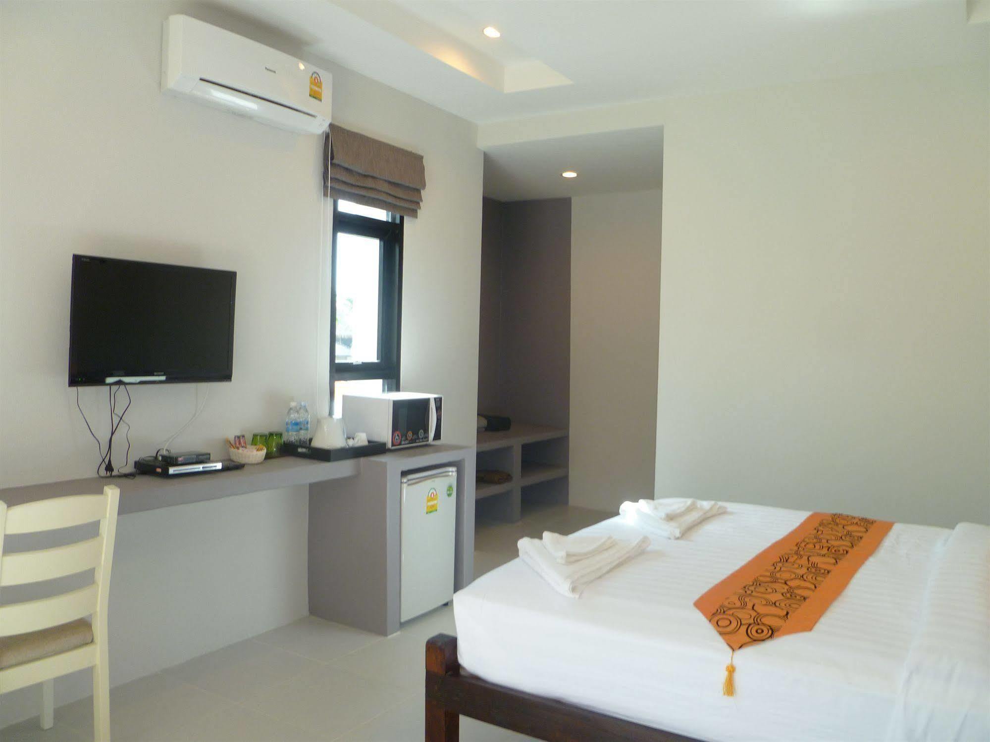 Sun Moon Star Koh Phangan 3*