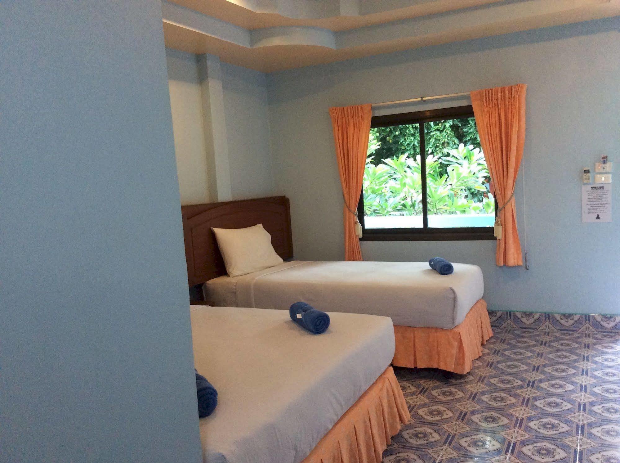 Hotel Sunsea 2*