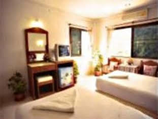 J Mansion Inn