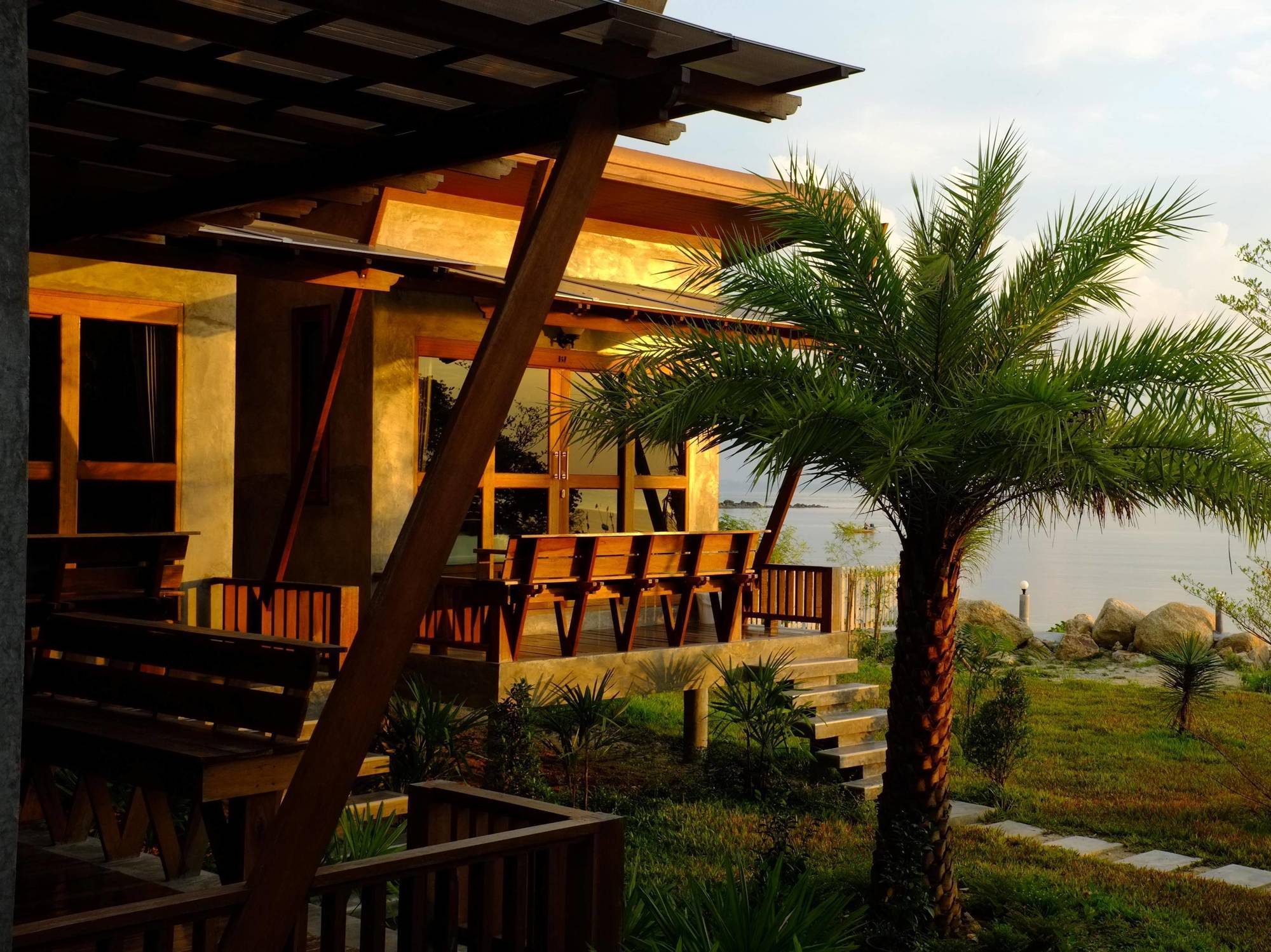 Phangan Palm & Restaurant Ko Pha Ngan