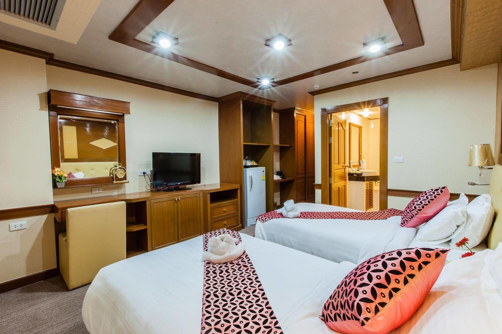 Hotel Oyo 796 Paradise Sukhumvit