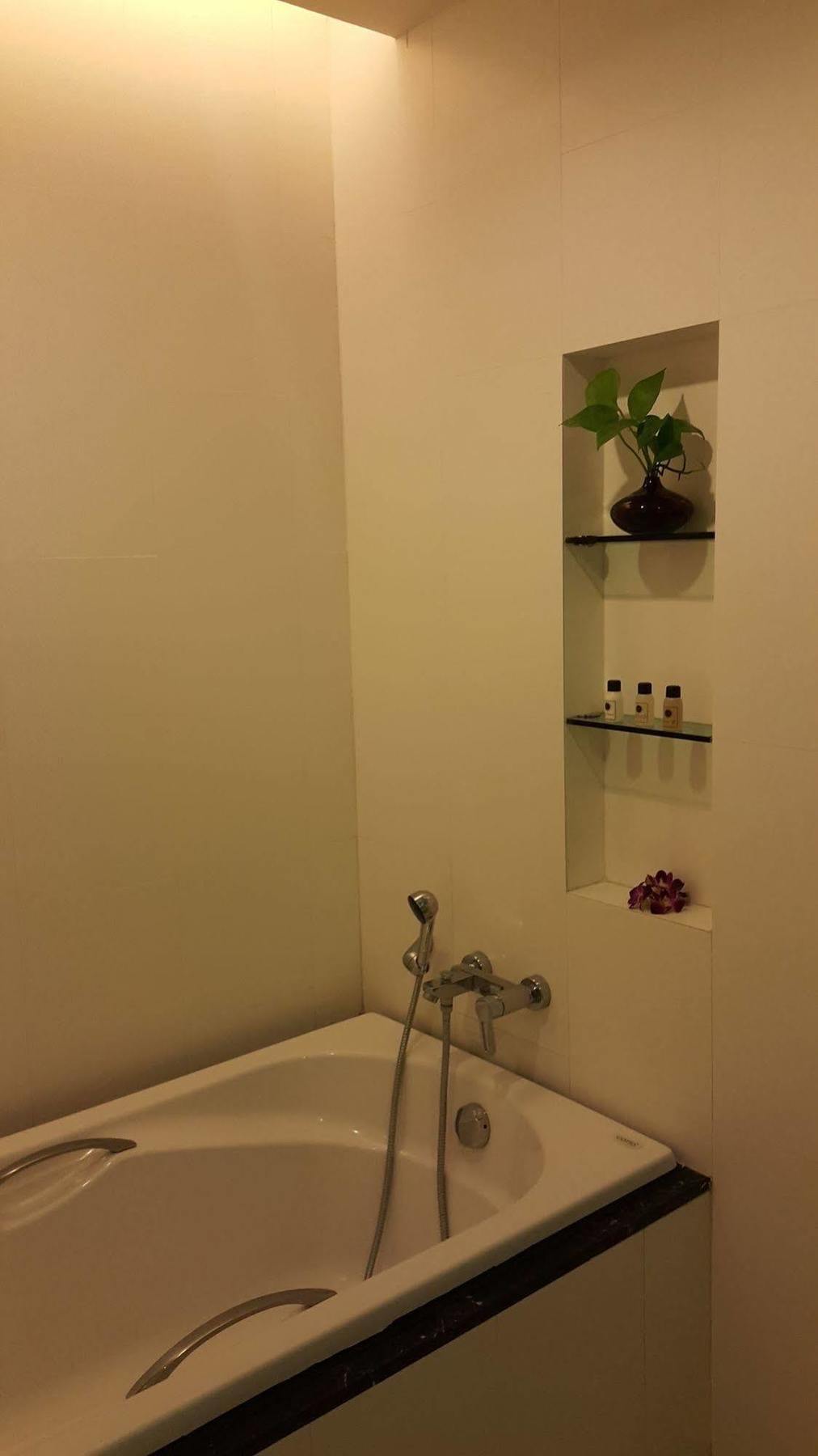 Way Hotel
