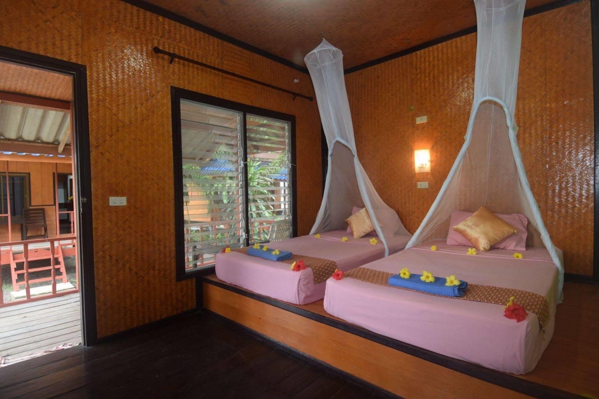 Resort Lanta Sunny House