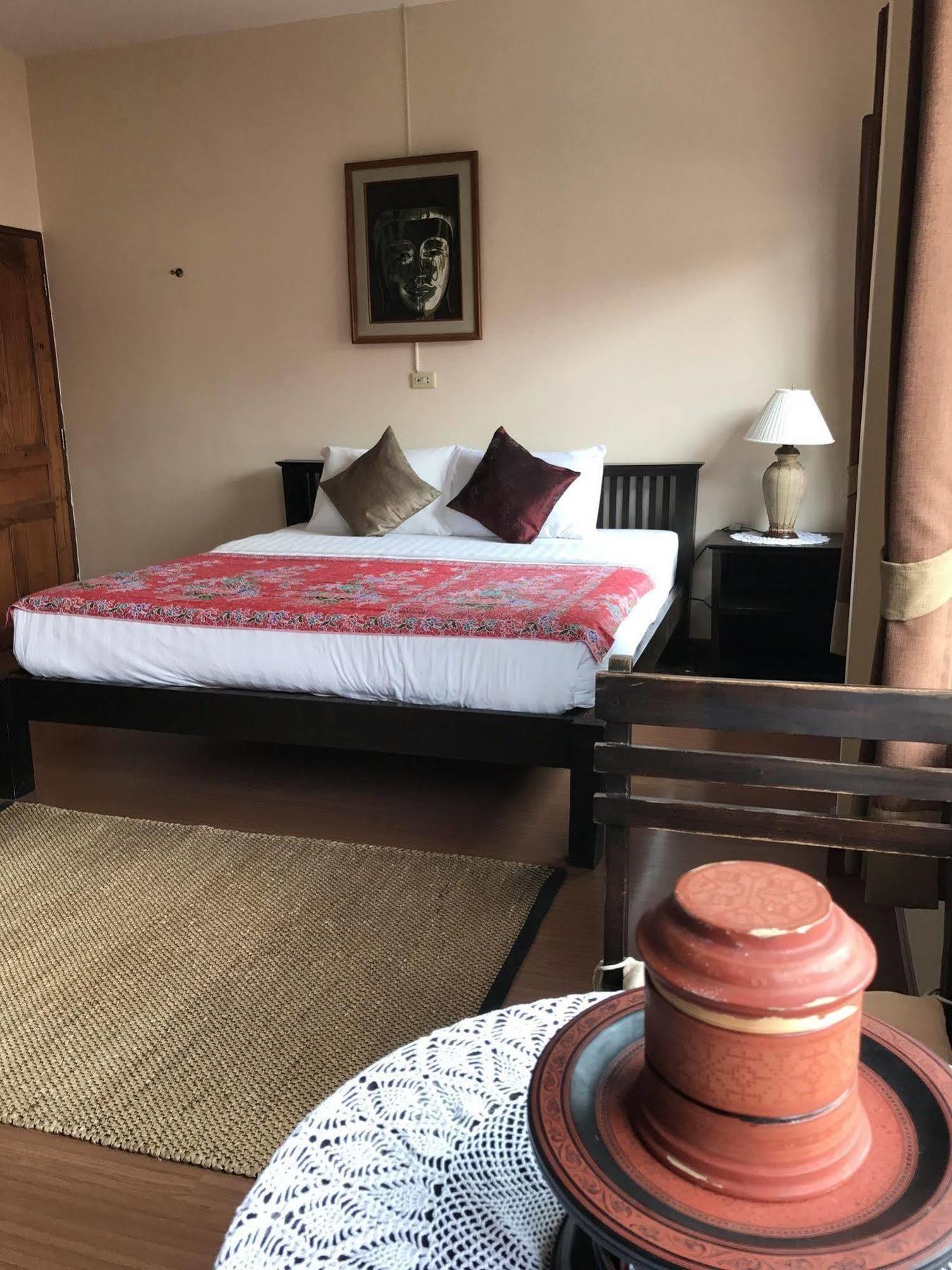 Baan Klang Vieng Chiang Mai