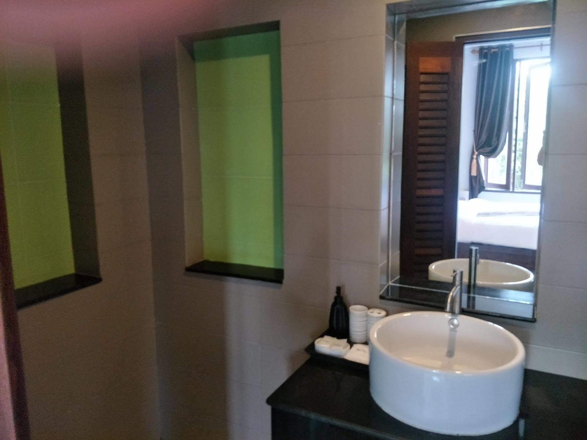 Lanta Intanin - Sha Extra Resort Koh Lanta
