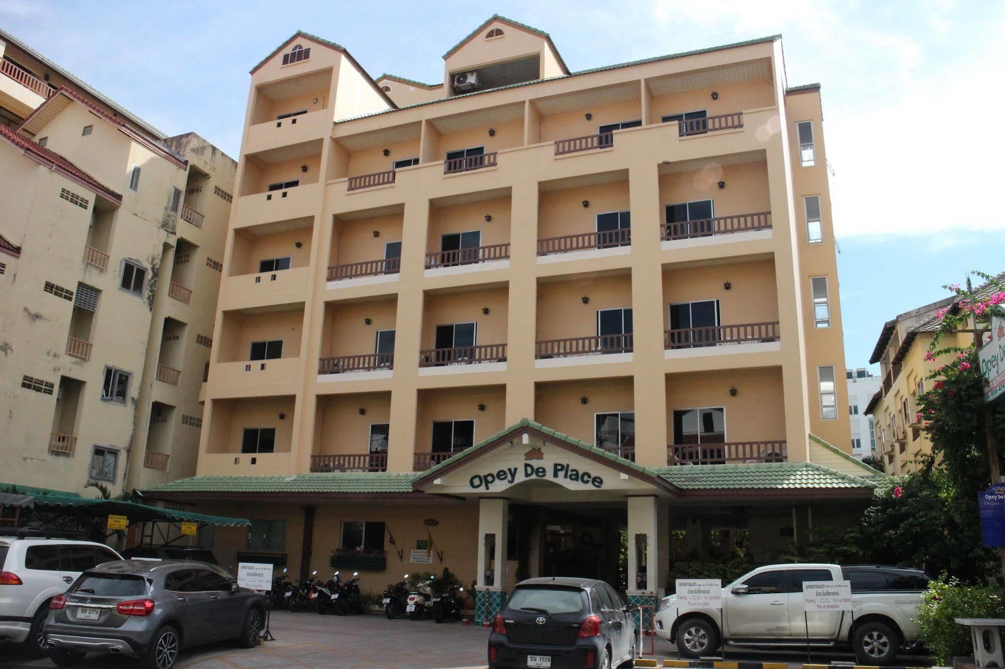 Opey De Place Hotel