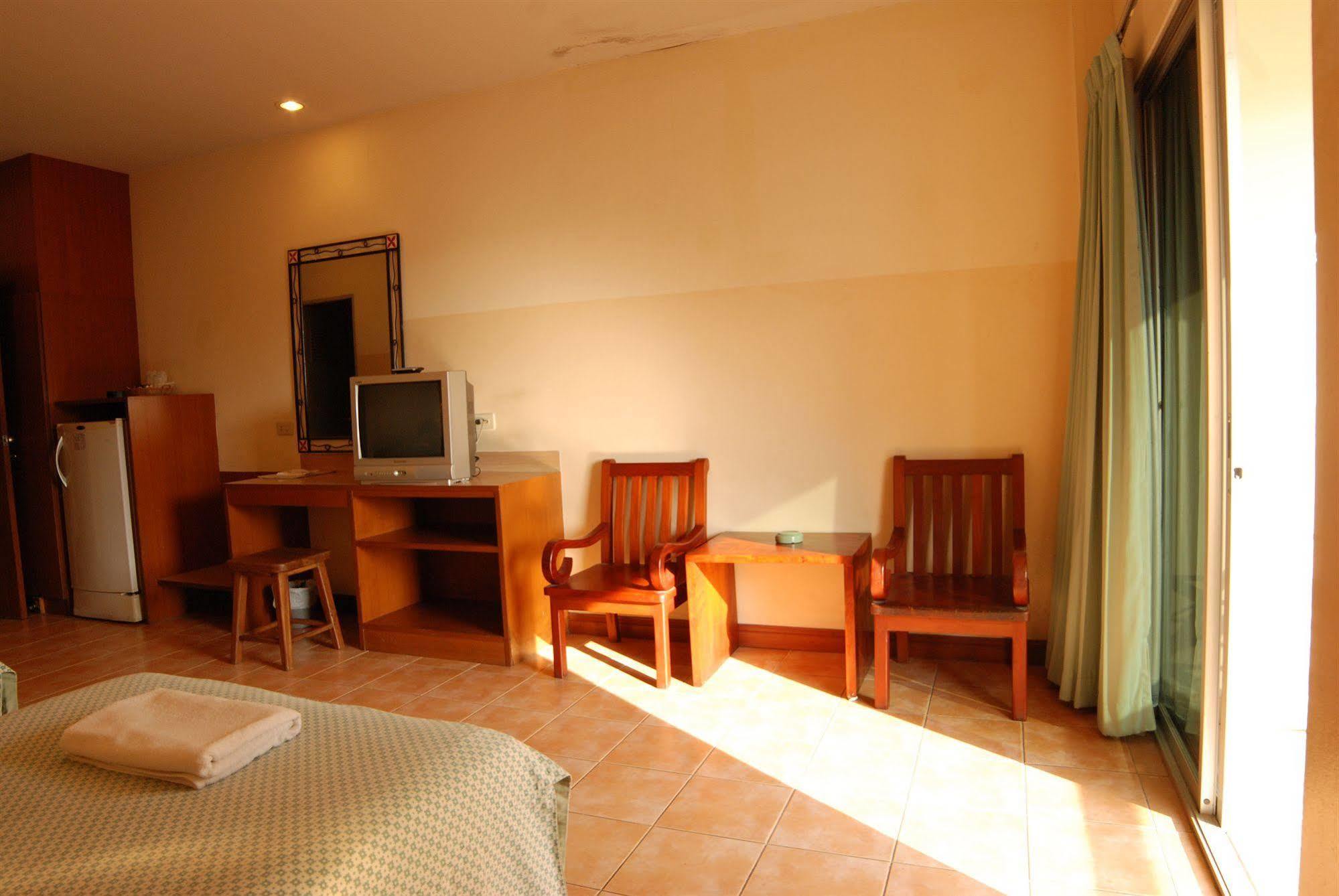 Opey De Place Pattaya