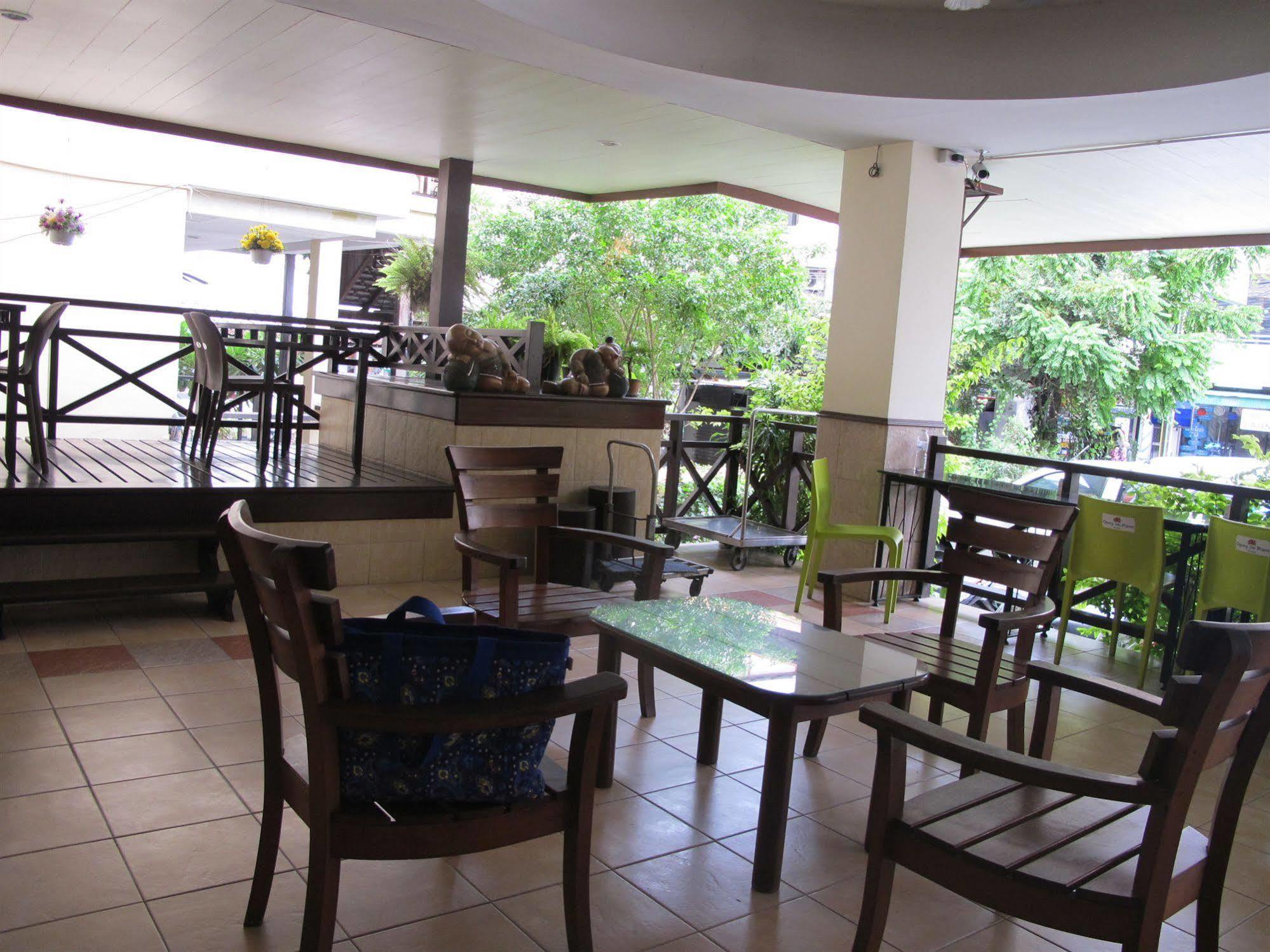 Hotel Opey De Place