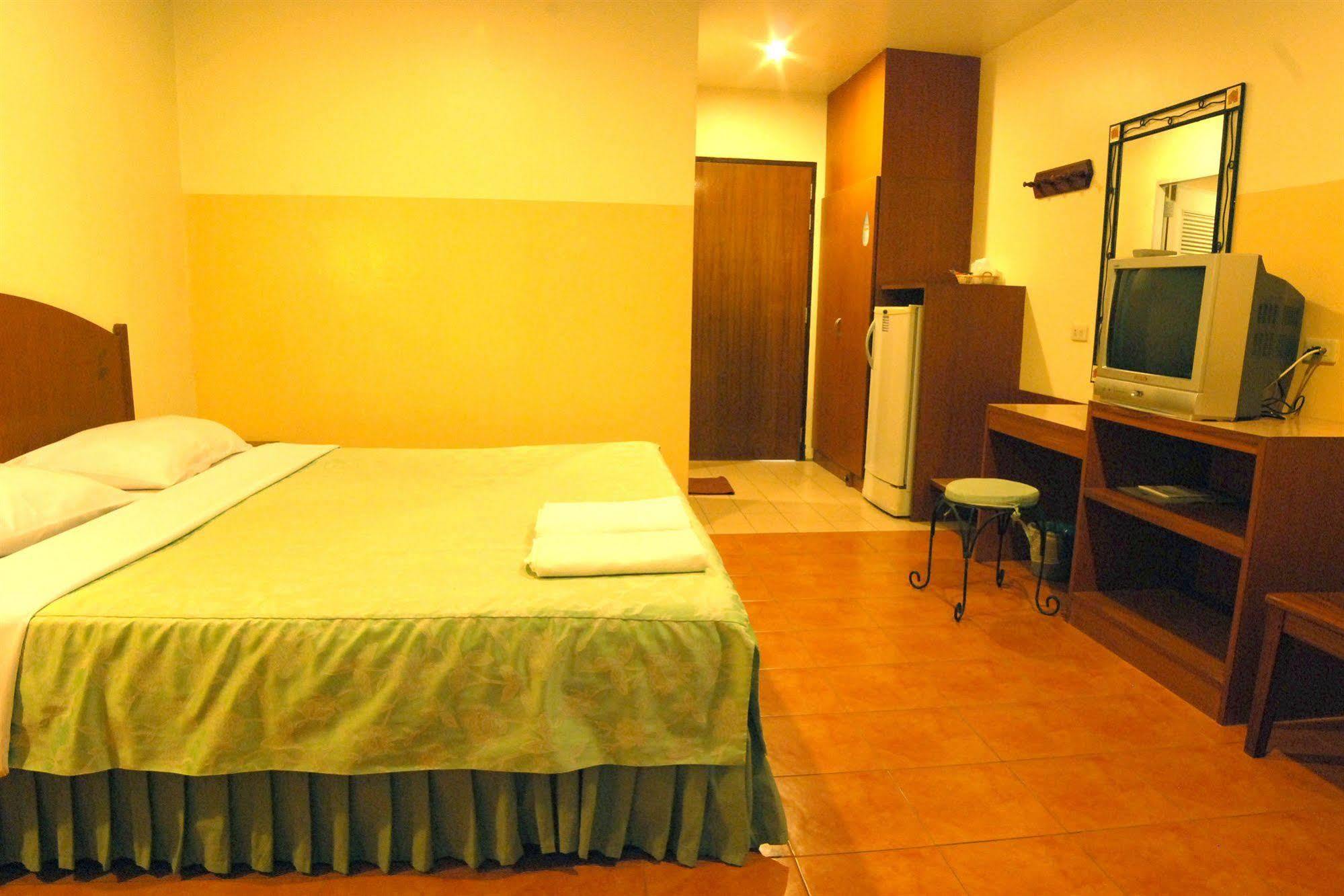 Opey De Place Pattaya