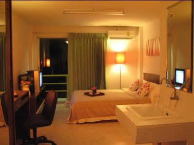 Hotel Oyo 424 The 3*
