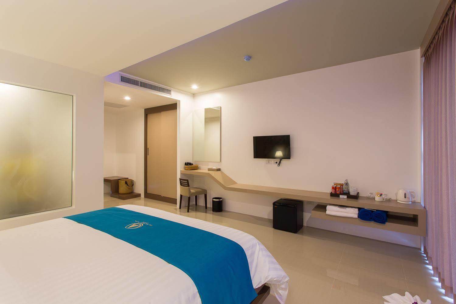 The Phu - Sha Hotel 4*