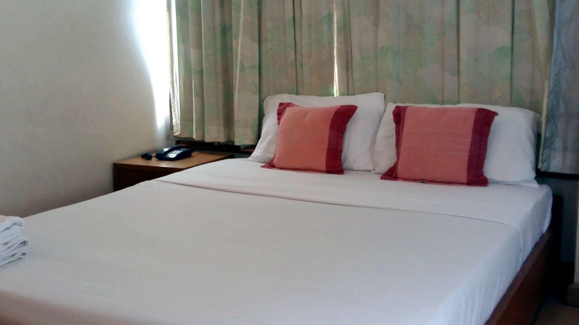 Inn Michael 2*