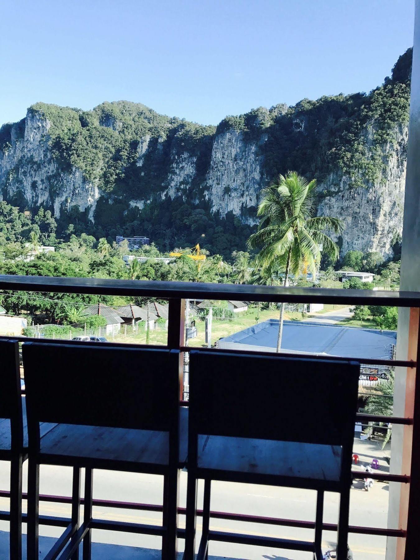 Sleeper 2* Krabi