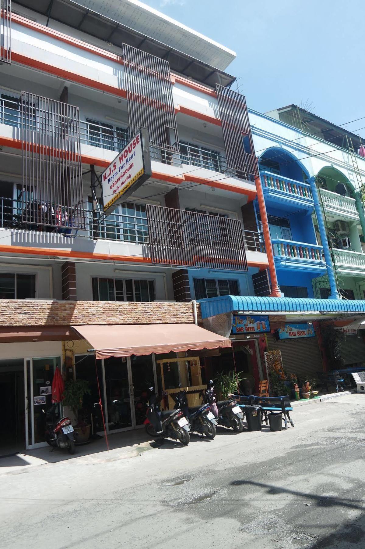 Kjs House