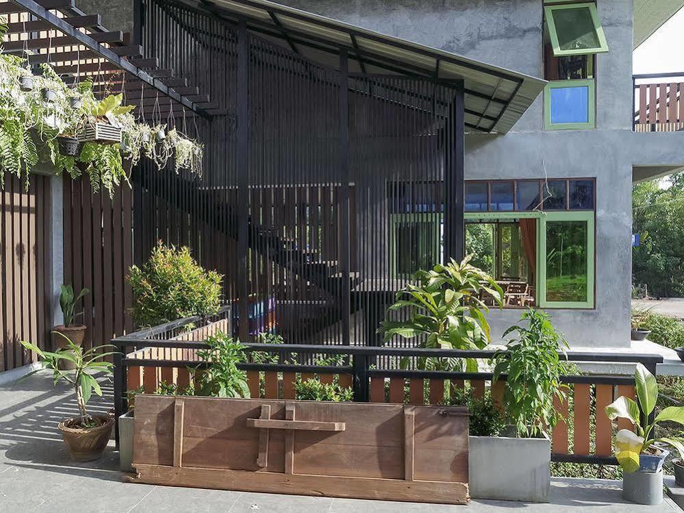 Andaman Lanta Old Town Hotel
