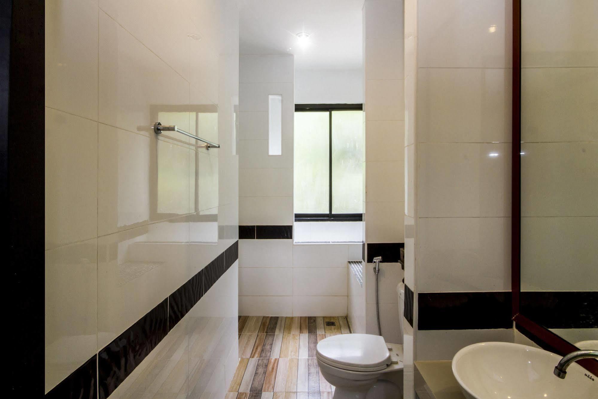 Sky Terrace Lanta Boutique Hotel 3*