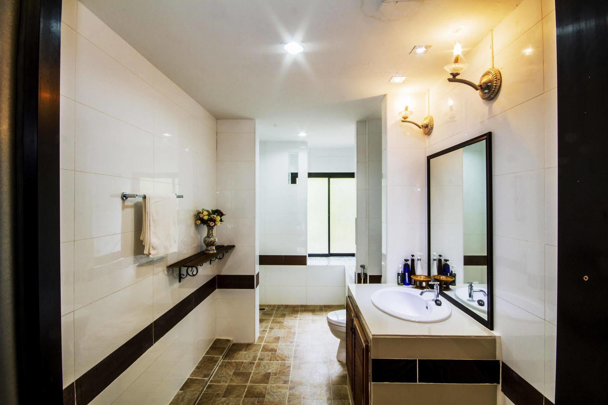 Sky Terrace Lanta Boutique Hotel