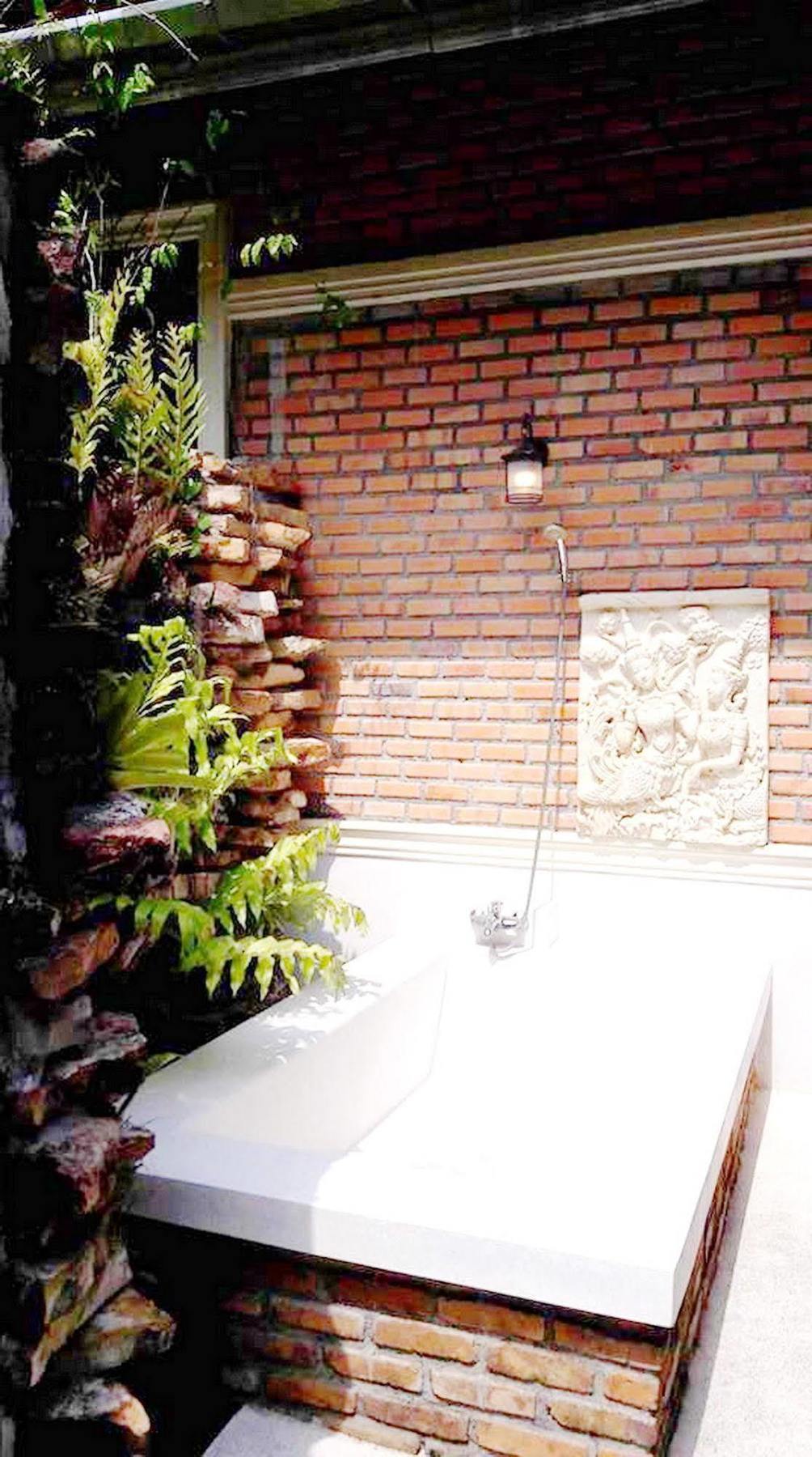 Bb Pool Villa *