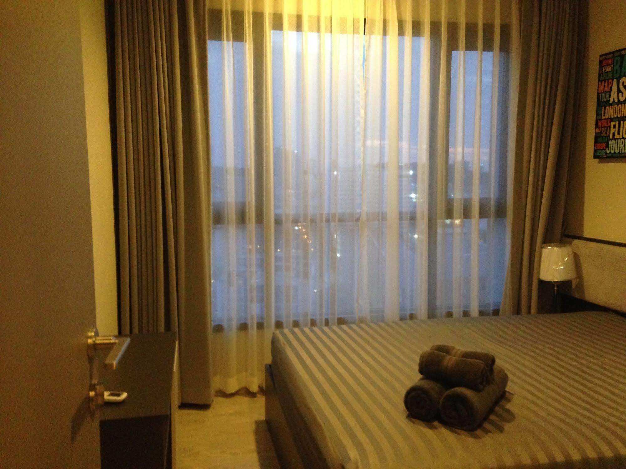 Hotel The Base By My *