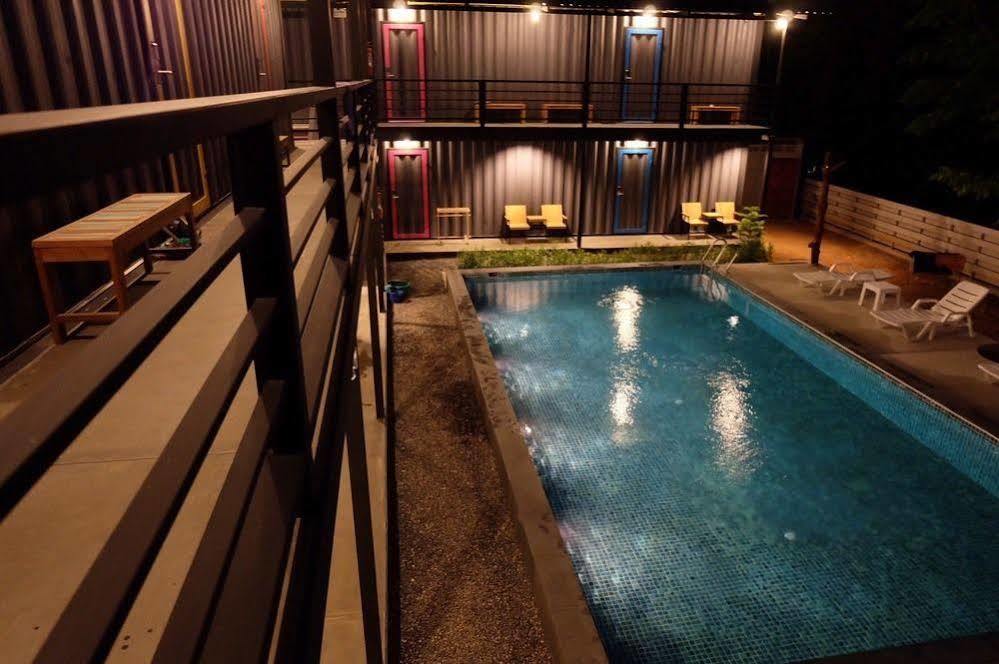 Na-tub Hostel